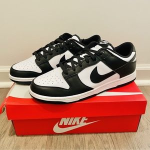 Nike Dunk Low “Panda” 🐼 Size: 10M
